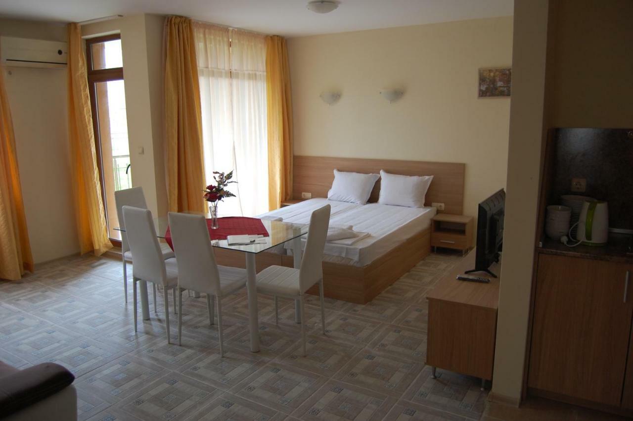 Renta Bg Apartments In Царево Екстер'єр фото